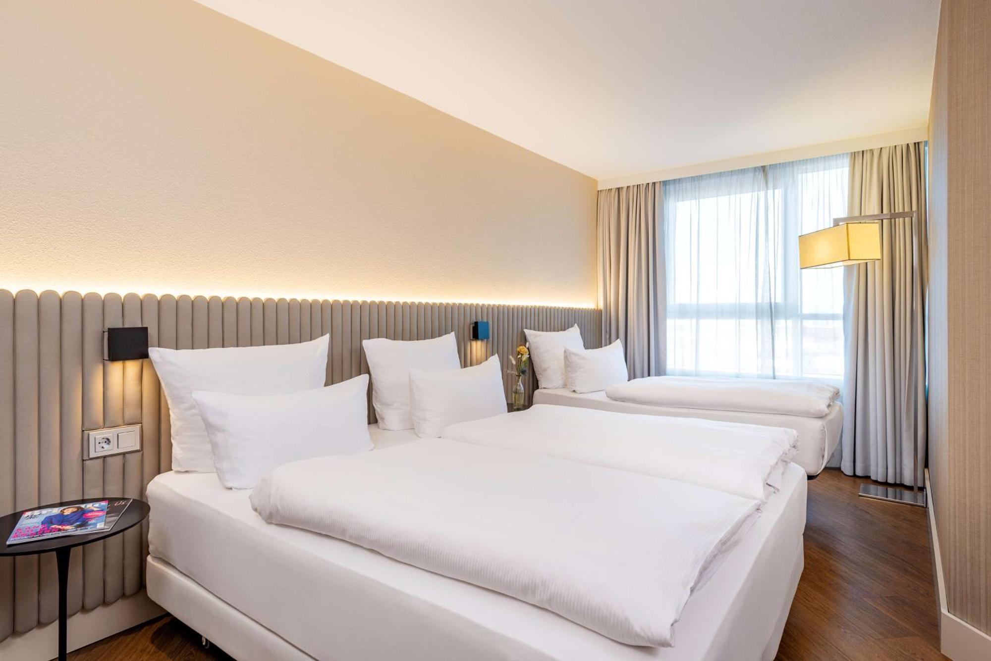 Hotel Nh Hamburg Altona Exterior foto