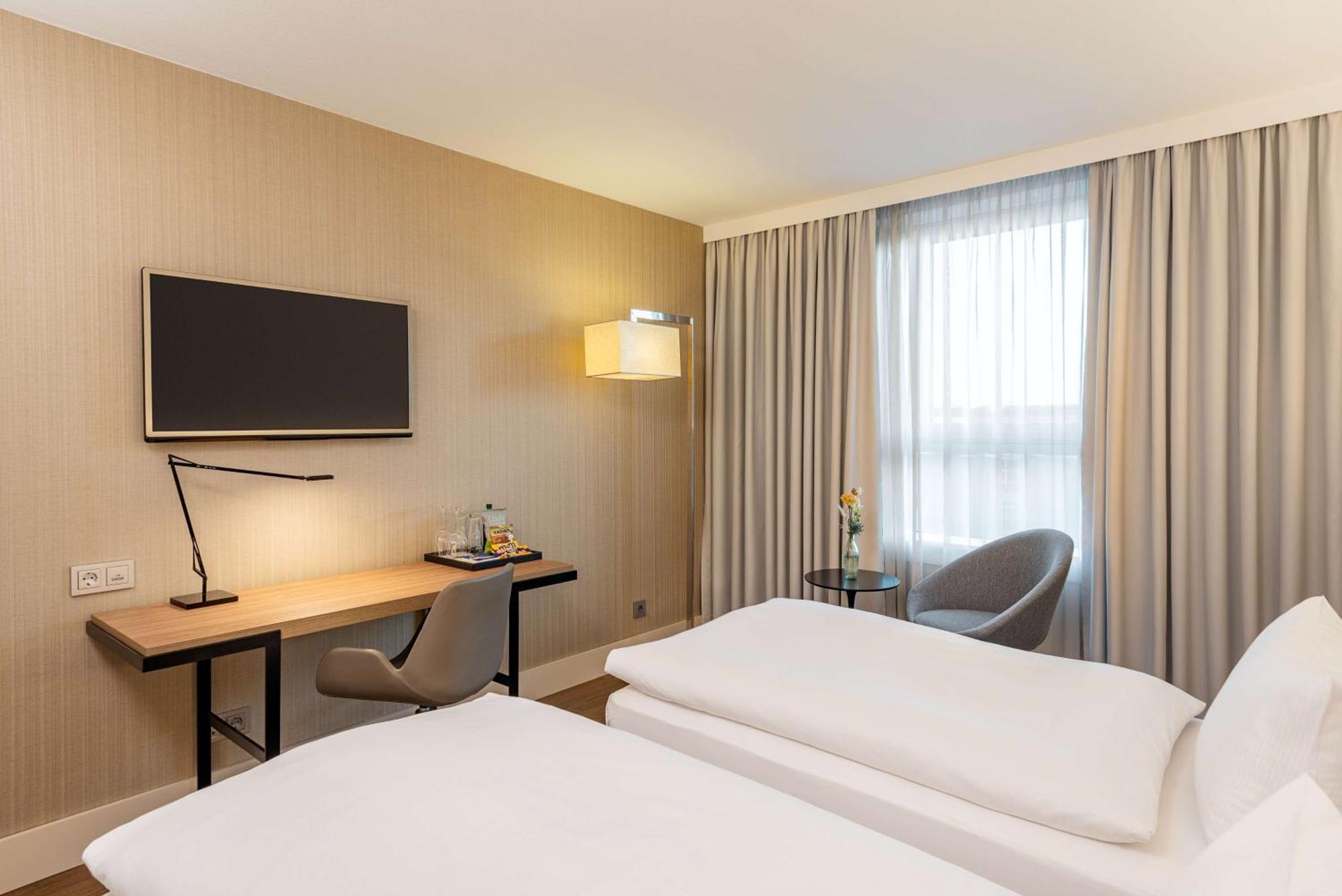 Hotel Nh Hamburg Altona Exterior foto